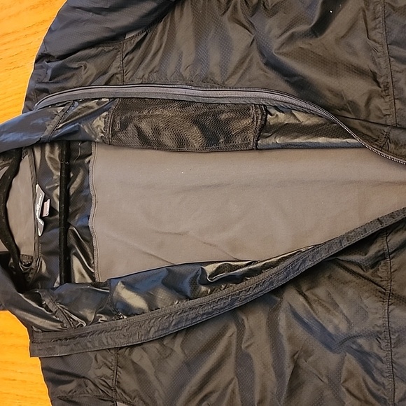 Eddie Bauer Men's Jacket - Picture 9 of 9